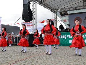 Bektaş Yayla Festivali muhteşem görüntülere sahne oldu