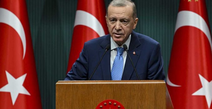 Erdoğan’dan Ümit Aktan için başsağlığı mesajı