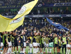 Fenerbahçemiz Şampiyonlar Ligi’nde play-off turuna yükseldi