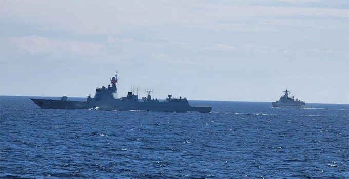 Ortak filo oluşturuldu! Rus ve Çin savaş gemileri devriyeye başladı!