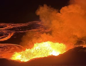 Hawaii'de Kilauea yanardağı yeniden lav püskürttü