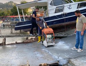 Bulancak Belediyesi kaçak balıkçı barınağını kapattı