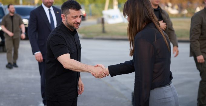 Zelenskiy: “Flextronics fabrikasına yönelik saldırı, Amerikan yatırımlarını hedef aldı”