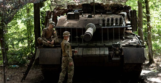 Zelenskiy’den Tank Kuvvetleri Günü Mesajı: “Tank Savaşçılarımıza Şan Olsun!”
