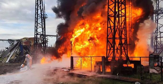 Rusya, Ukrayna’nın enerji altyapısına kapsamlı saldırı düzenledi